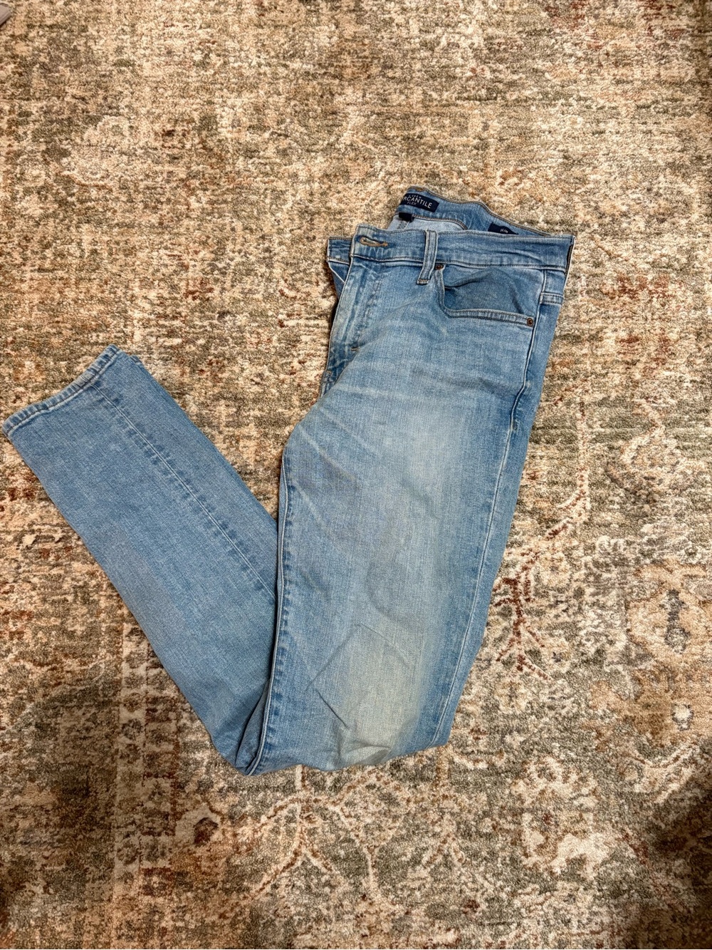 J. Crew Men's Light Wash Slim fit Jeans 32x34